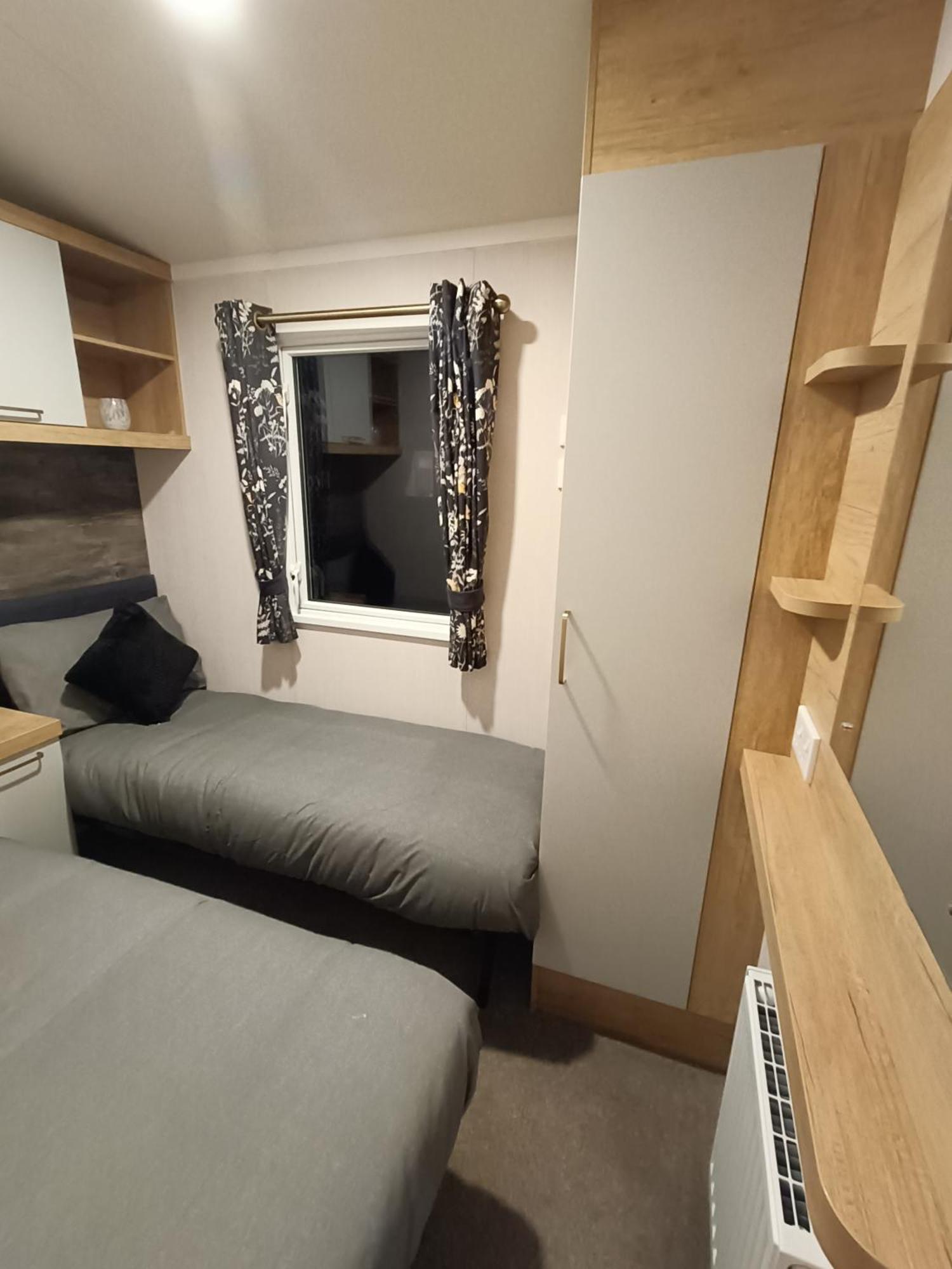 Hillingworth'S Hot Tub Retreat - Lochmaben Villa ดัมฟรีส์ ภายนอก รูปภาพ